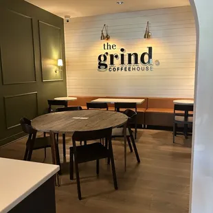 the interior of the grind coffeehouse