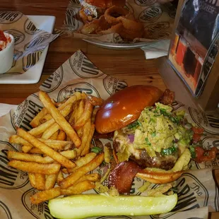 El fuego...delicious but cold fries