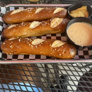 Pretzel Sticks (3)