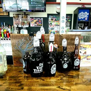 Growler options and on tap list