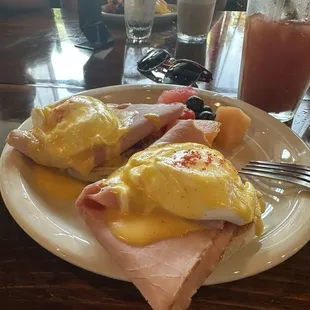 Eggs Benedict