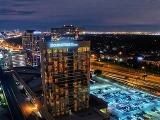 DoubleTree by Hilton Hotel Dallas - Campbell Centre