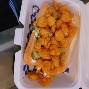 Shrimp poboy
