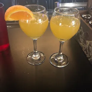 2 for 1 Mimosas!!