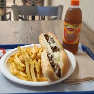 classic cheesesteak combo #quicklunch #delish