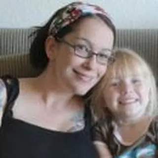 Shawna T.