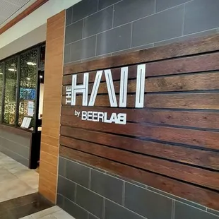 Entrance Signage (08/27/24). @BeerLabHI #Aiea #Hawaii #CraftBeer