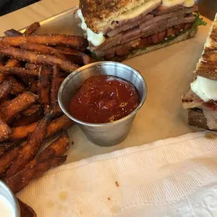 The original was amazing filllled with juicy ham