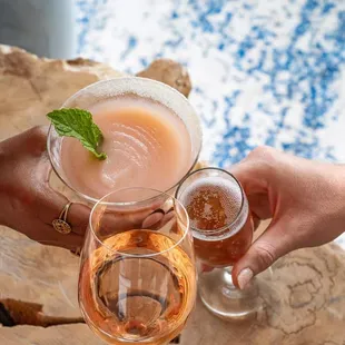 Frosé &amp; Rosé