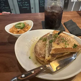 Prime Rib Sandwich &amp; Kimchi Rice