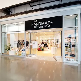 Re-opened The Handmade Showroom on the 3rd floor of Pacific Place!