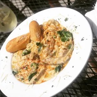 Creamy Alfredo Pasta