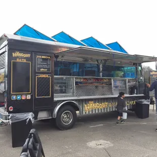 Opened in April of 2018, The Hangout at Haggin Oaks is the new food truck on the driving range.