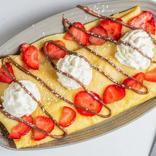 Strawberry and nutella crepe