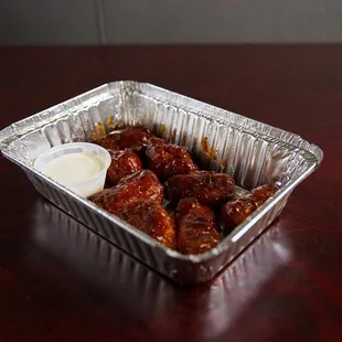Boneless Wings (8)