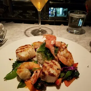 Grilled Shrimp and Scallops