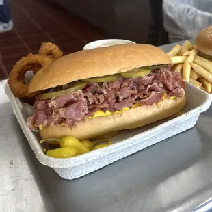 food, sandwiches