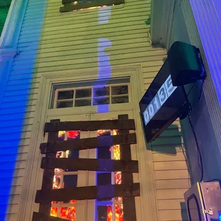 Countdown timer to the start of the experience