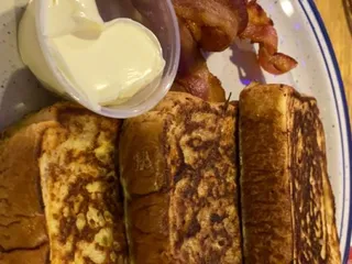 Steve’s Village Inn