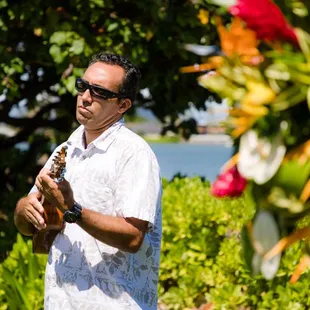 The Hawaiian Wedding Singer