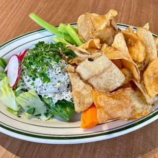 Smoked whitefish with homemade chips and raw veggies