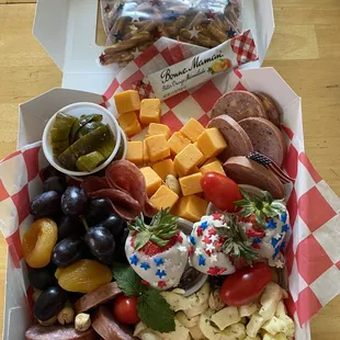 Charcuterie box $35
