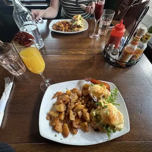 Bacon Biscuit Benedict