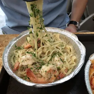 Garlic Shrimp Pasta