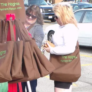 two women with shopping bags