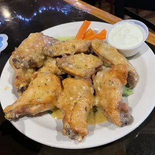 Garlic Parm wings!