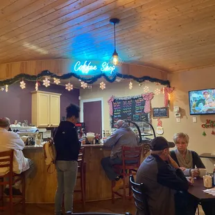 Bar and &quot;coffee shop&quot;