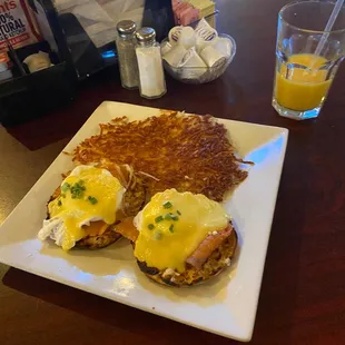 Eggs Royale- lox poached egg on English muffin with villa daisy sauce and hashbrowns.