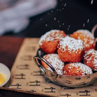 Warm Made-To-Order Beignets (fresh lemon curd)