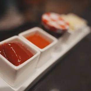 Mini condiment tray.
