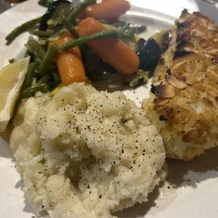 Almond crusted cod with garlic mashed potatoes