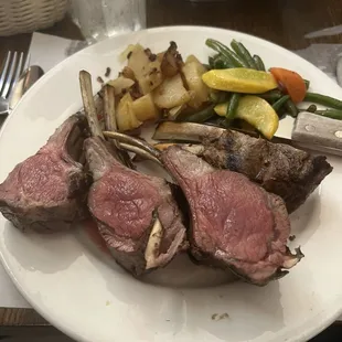 Rack of lamb sliced