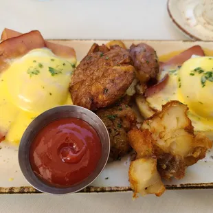 Eggs Benedict