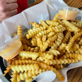 Crinkle Fries Basket