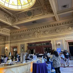 Tons of activity during the closing night of Small Business Week at the Hibernia in San Francisco.