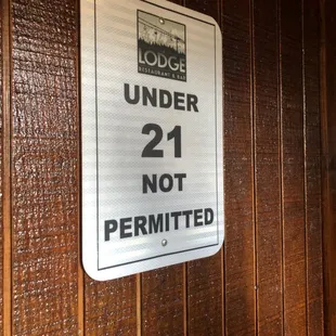 Bar separated from the restaurant