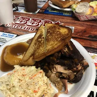 Bbq was amazing here!