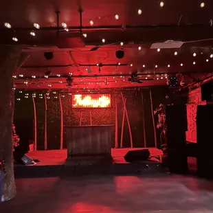 Bar stage