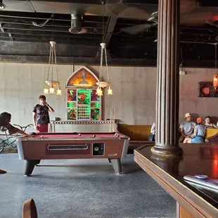 Pool table