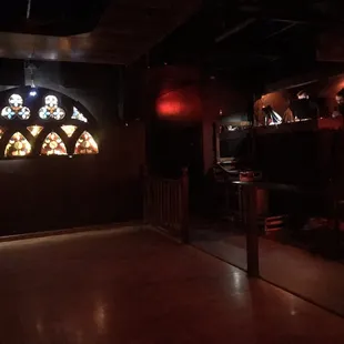 DJ
