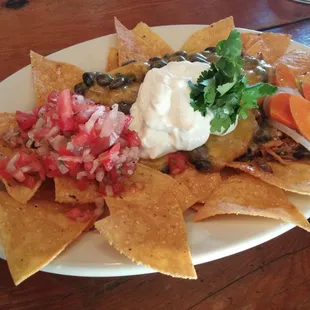 Broke down nachos (HH/$6) #PDX