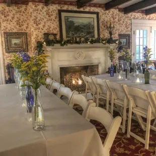 Celebrate any of your special events with the Highland House.  Enjoy a unique and intimate setting with riverfront views.