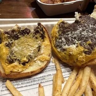 Wreck burger with "wreck sauce."