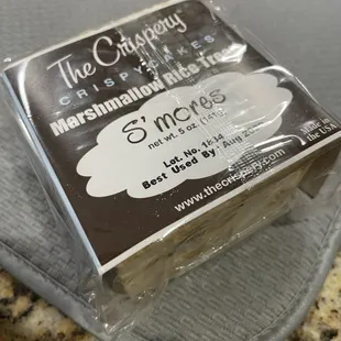 The Crispery Crispycakes - S&apos;mores flavor
