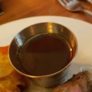 Au jus lacks depth of flavor and seasoning
