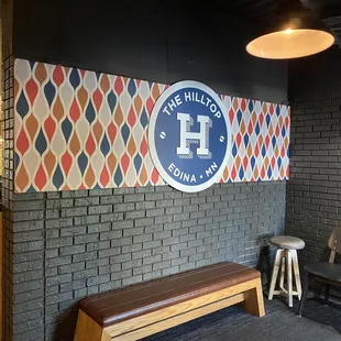 Entrance tells you all you need to know: bougie.